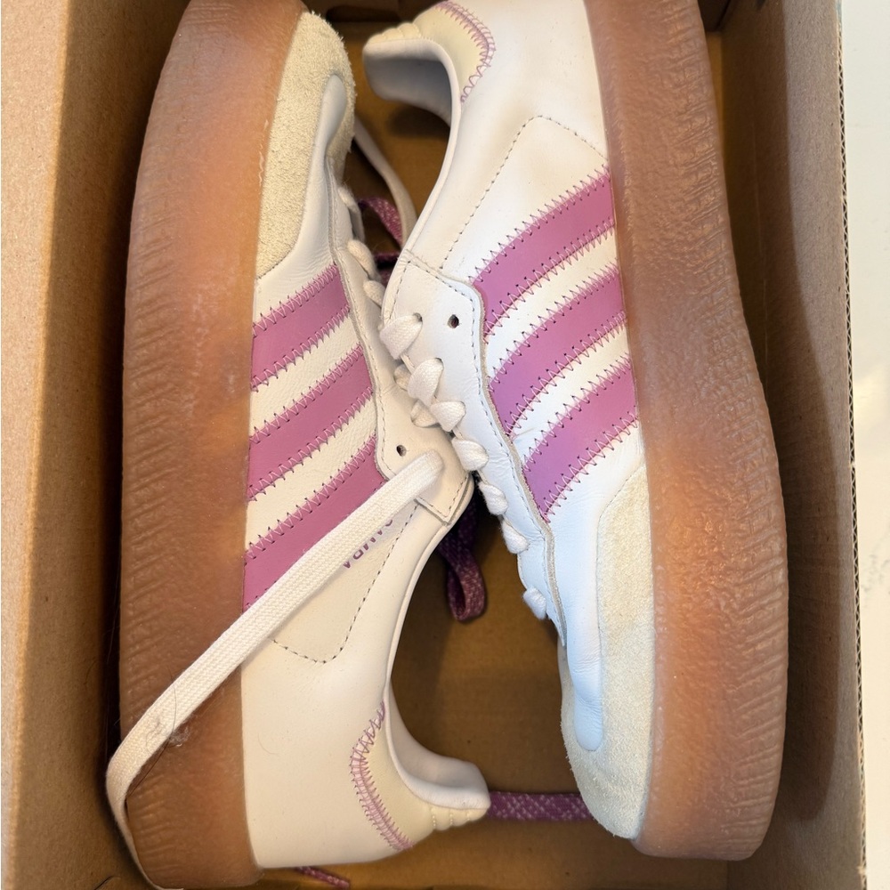 Adidas Women’s White and Pink Sambae Sneakers